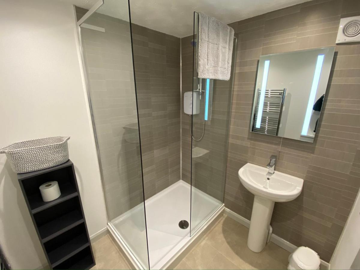 Southwater The Drum Room Holiday Apartment Near Horsham المظهر الخارجي الصورة